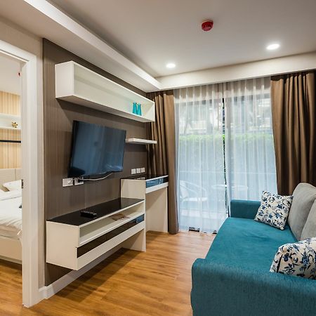 Dusit Grand Park Praia de Jomtien Exterior foto